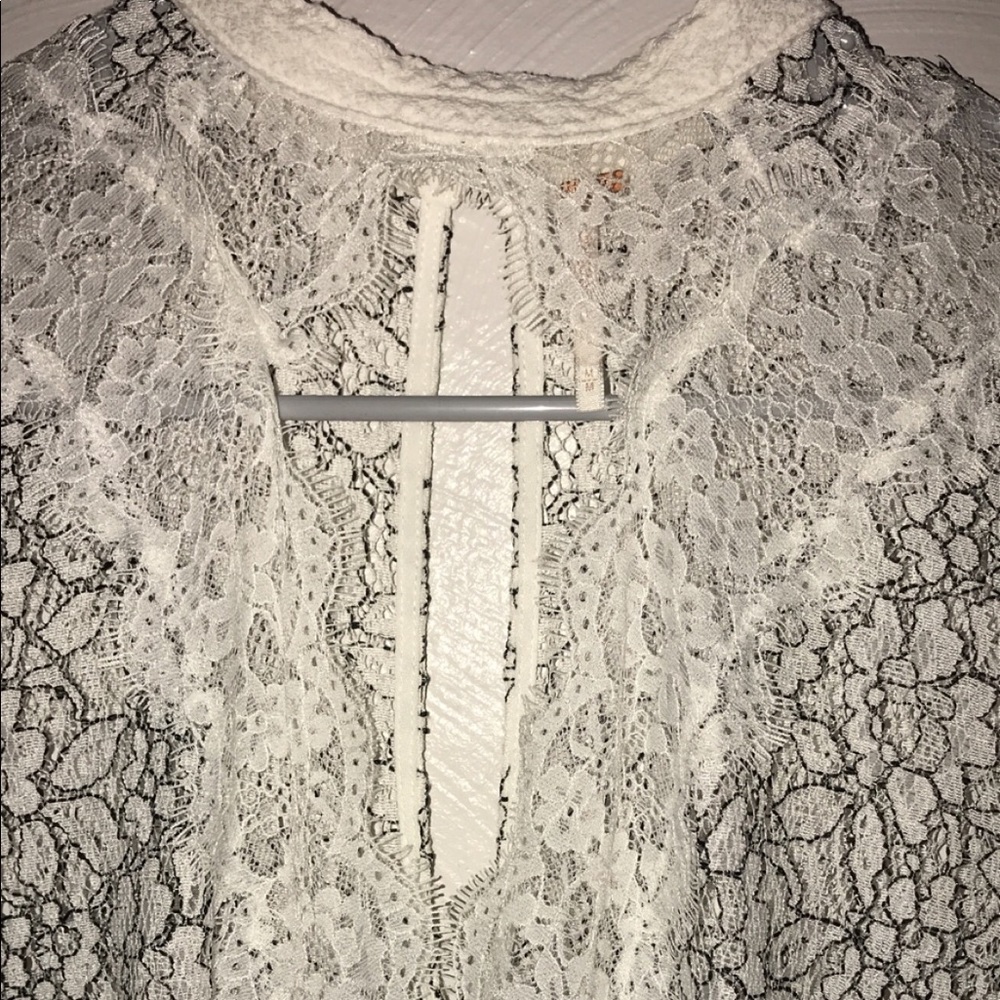Free people lace bell sleeved dress - Picture 6 of 8